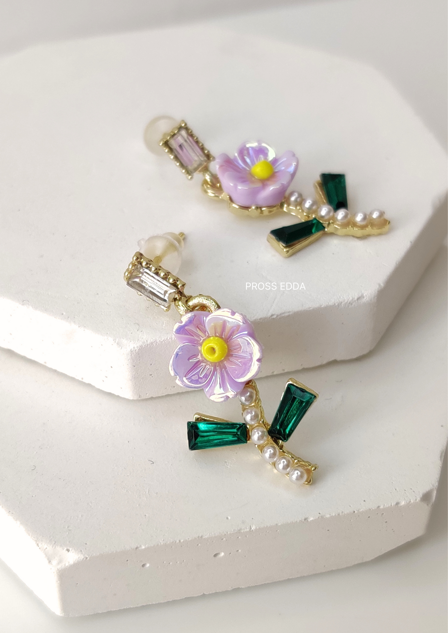 TINY TREASURE FLORAL EARRINGS