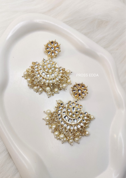 GOLDEN HOUR KUNDAN EARRING