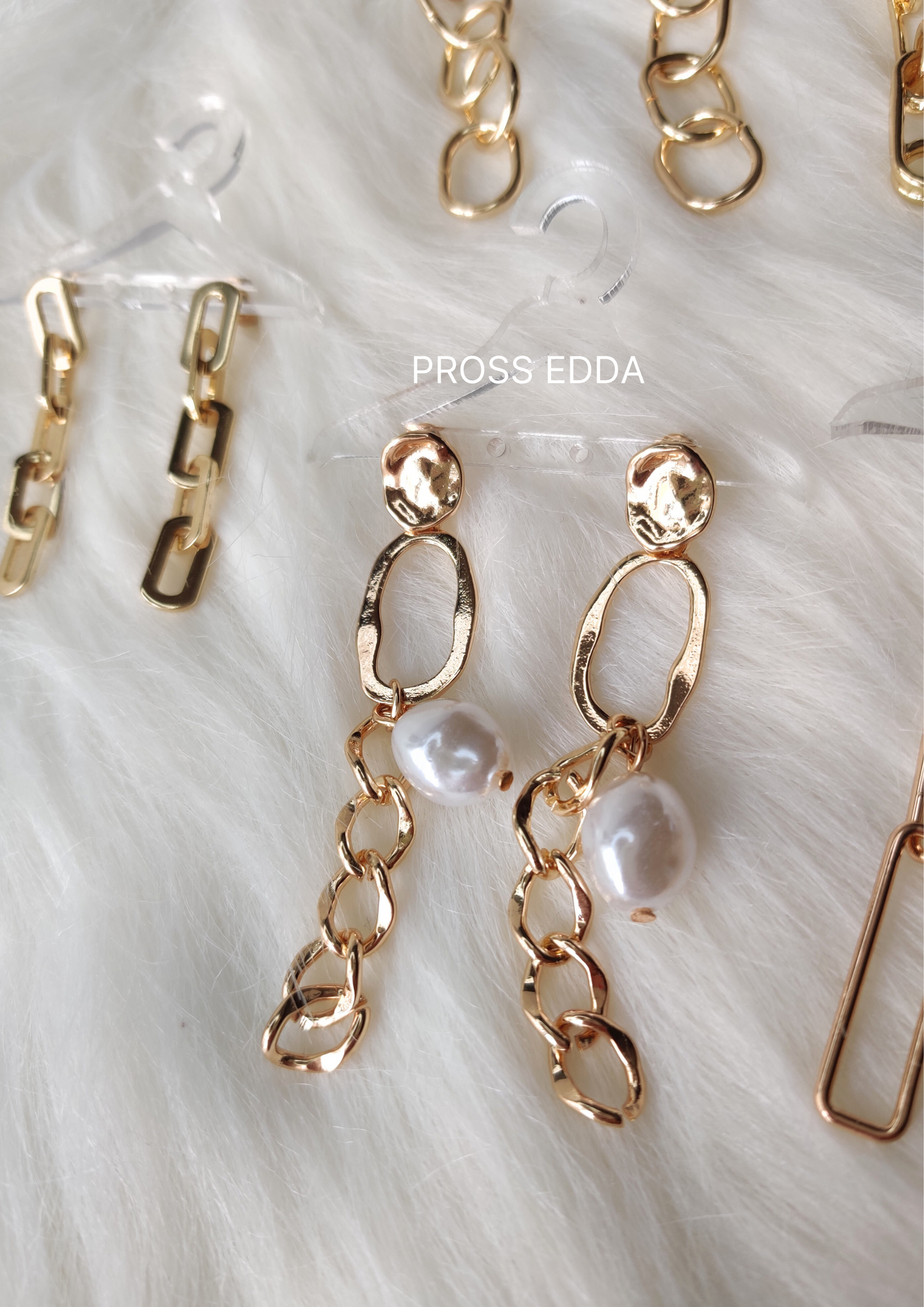 PEARLIZED CHAIN CHARMS GOLDEN DROP EARRING