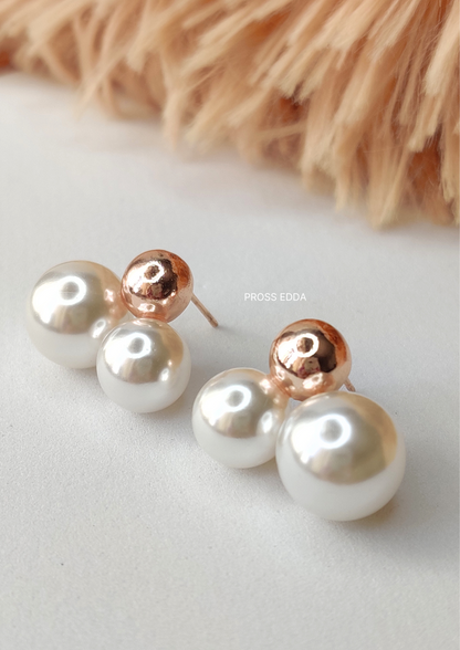 ASYMMETRY ROSE GOLD PEARLS STUDS