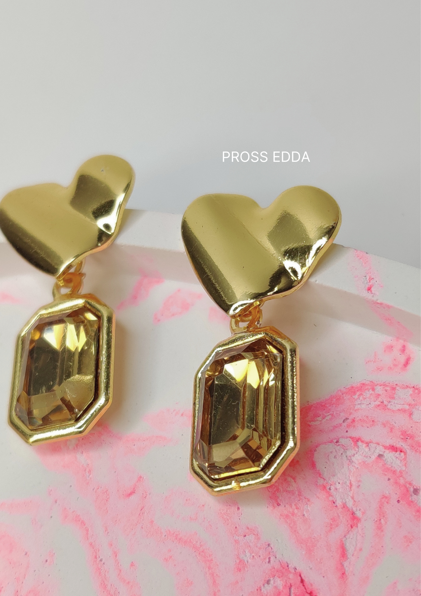 GOLDEN CRYSTAL HEART DROP EARRING