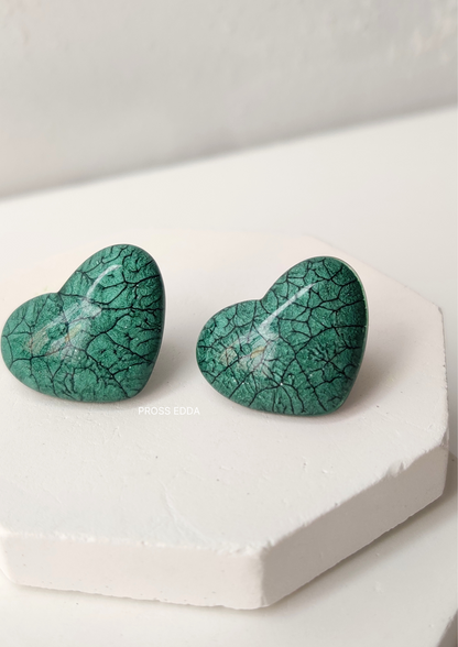 MARBLE TRACERY HEARTS STUDS