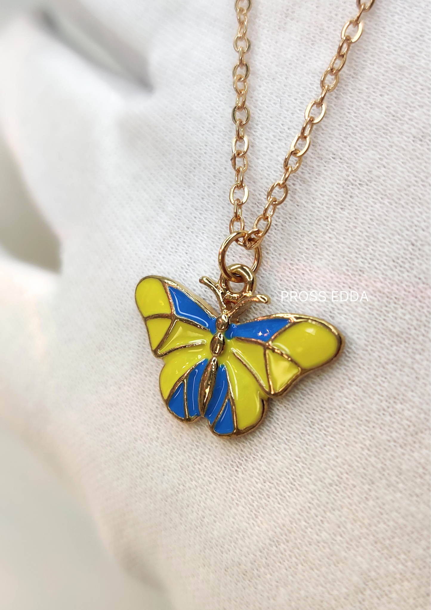 SUNLIT FLUTTER BUTTERFLY NECKLACE