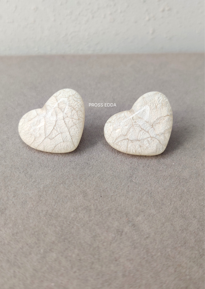 MARBLE TRACERY HEARTS STUDS