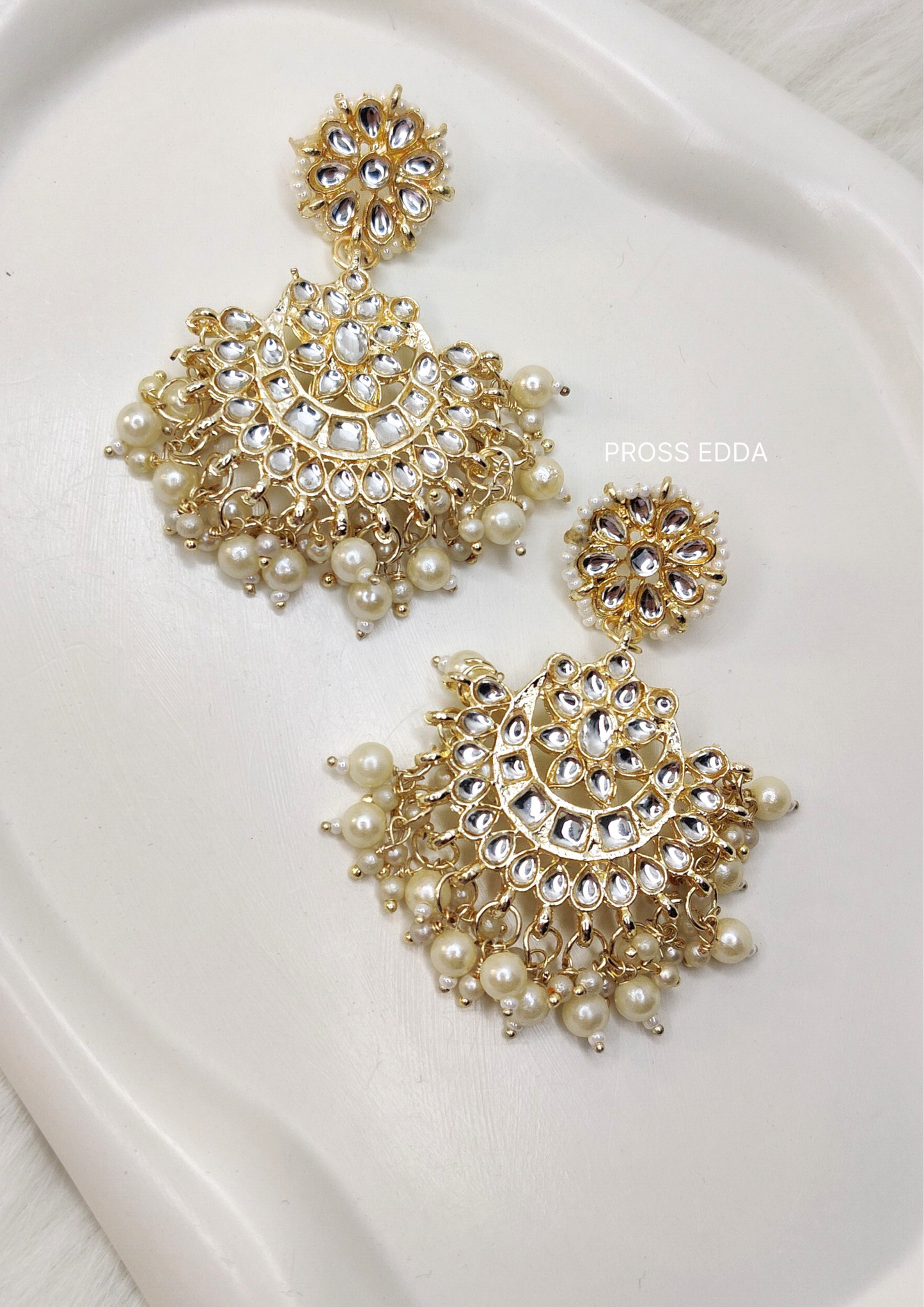 GOLDEN HOUR KUNDAN EARRING